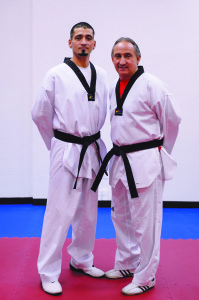 La familia Martínez (Steven y Georgie Sr.), una tradición en el arte del Taekwondo.