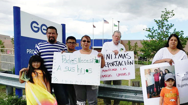 Activistas piden detener  deportación de Erik Cantón