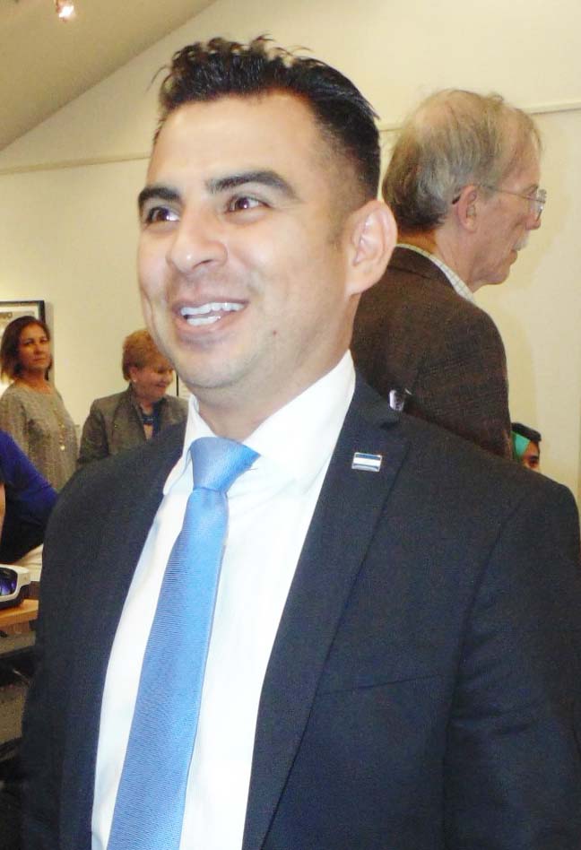 Nuevo Cónsul de El Salvador  en Colorado con varias misiones
