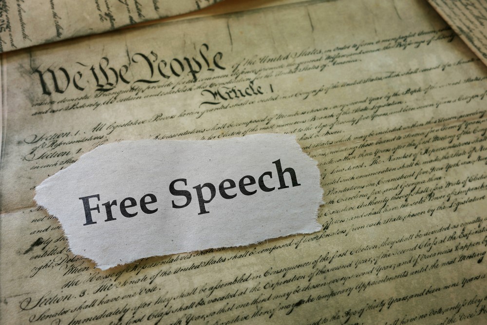 Deben encontrar una “zona de libertad de expresión” para ejercer sus derechos expresivos