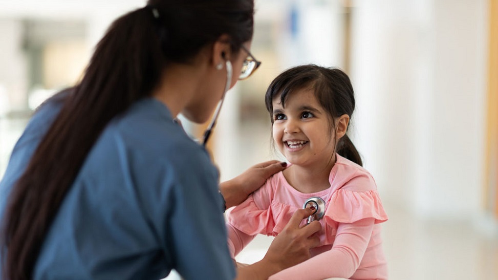 Instan a pediatras a hacer preguntas sobre la salud del corazón en visitas de los niños