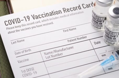 Se requerirán vacunas COVID para entrar a algunos eventos