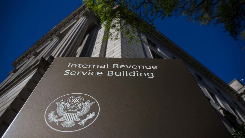 IRS requerirá escaneos de reconocimiento facial para acceder a sus impuestos en línea