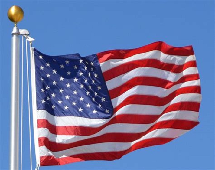 Encuesta: Estados Unidos fue ‘cuesta abajo’ y sigue estando ‘dividido’