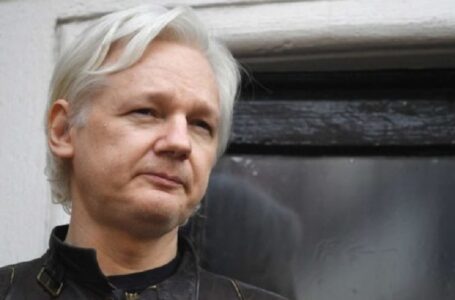 Aprueban extradición de Julian Assange a EE. UU