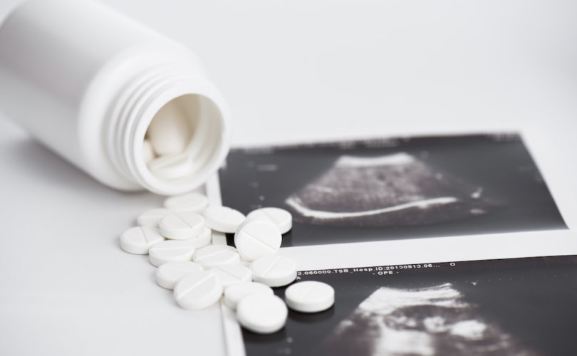 Bloquean en parte orden de Texas que suspende la aprobación de la FDA de la píldora abortiva