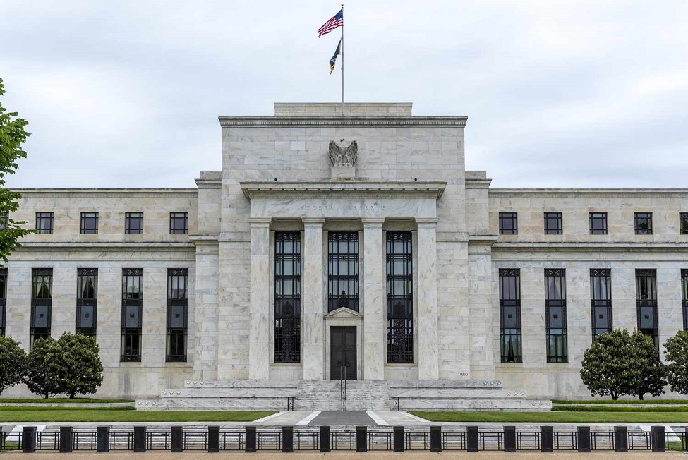 Fed espera que crisis bancaria desencadene una recesión a finales de este año