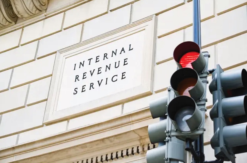 IRS no protege la información confidencial de los contribuyentes