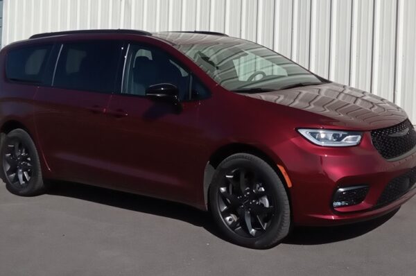 2023 Pacifica Limited AWD
