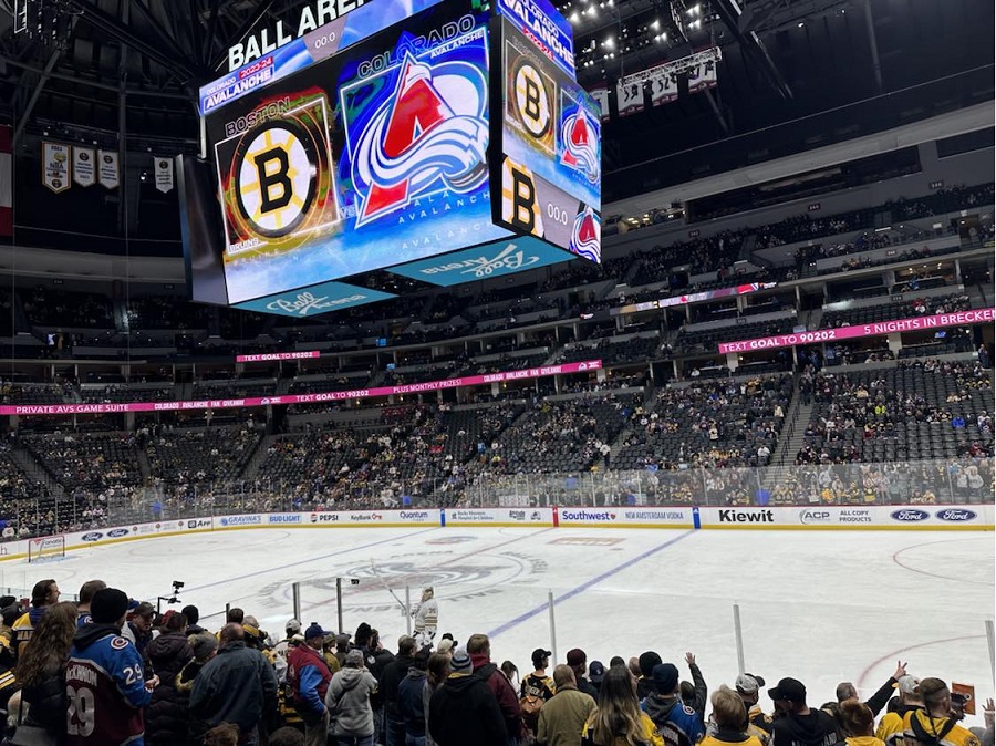 Avalanche rebota a los Bruins en la tanda de penaltis