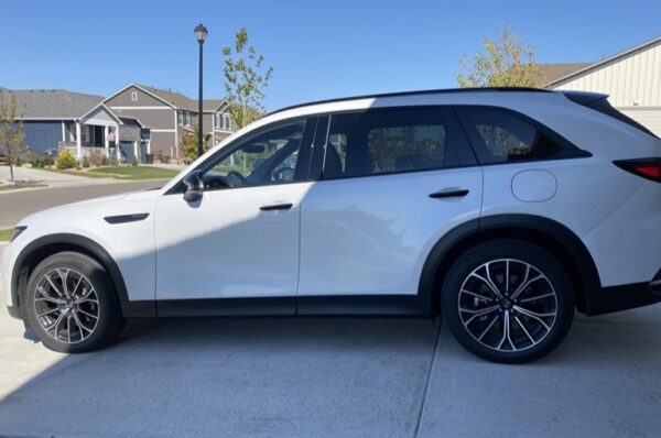 2025 Mazda CX-70 PHEV Premium Plus