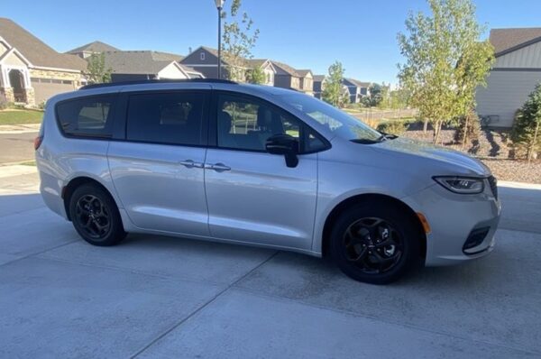 2024 Chrysler Pacifica