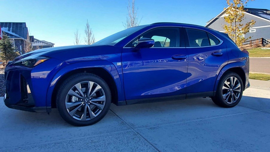 2025 Lexus UX 300h AWD