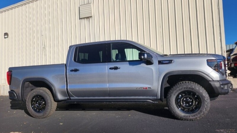 2025 GMC Sierra 1500 4WD Crew Cab AT4X AEV Edition