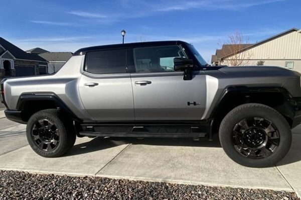 2026 GMC Hummer EV 3X Pickup